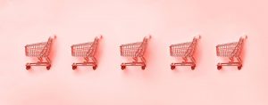 Zalety Magento - wózki sklepowe symbolizujące e-commerce